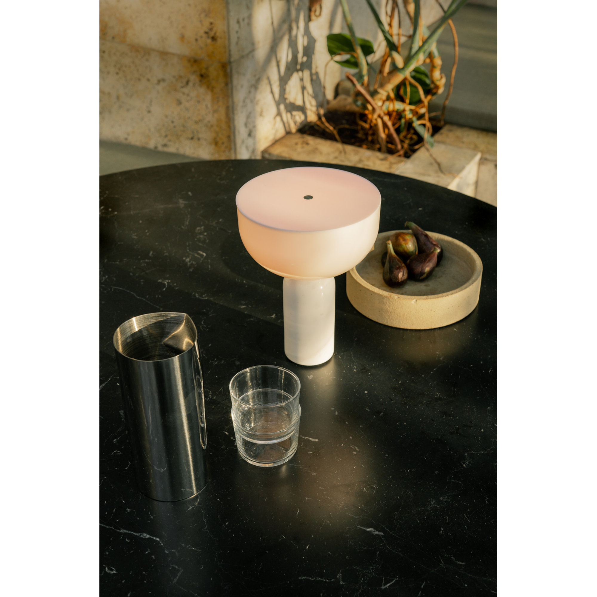 Kizu Portatile Lampada da tavolo, Bianco Marmo New Works vista4