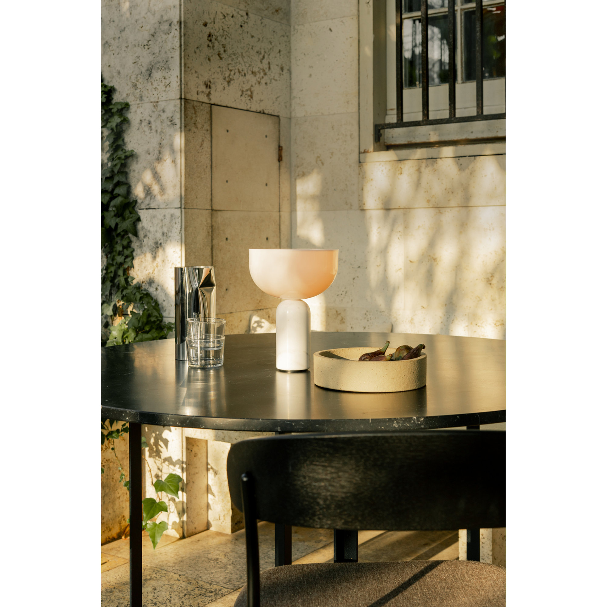 Kizu Portatile Lampada da tavolo, Bianco Marmo New Works vista5
