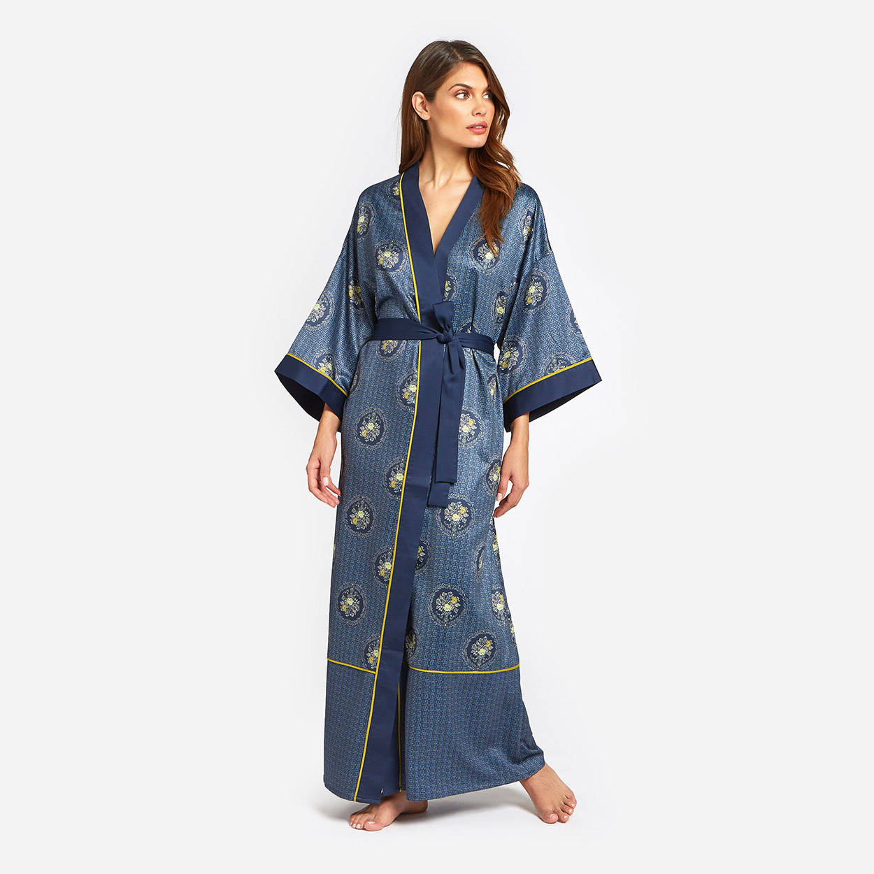 Therefore Compassion puff Kimono lungo modi vestaglia su i toni del blu e giallo - Yamamay - Acquista  su Ventis.