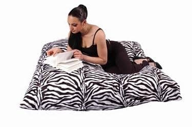 broeden Dusver gunstig Zitzak Real Lazy Soft Animal Look Zebra - 140 x 100 cm | Zitzakwereld