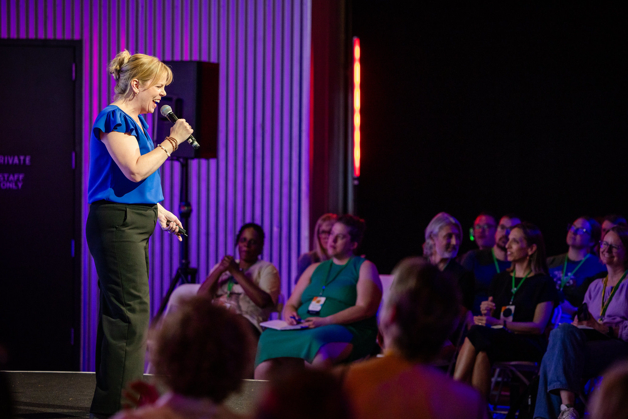 Cassandra Aarssen speaking at NeuroDiversion