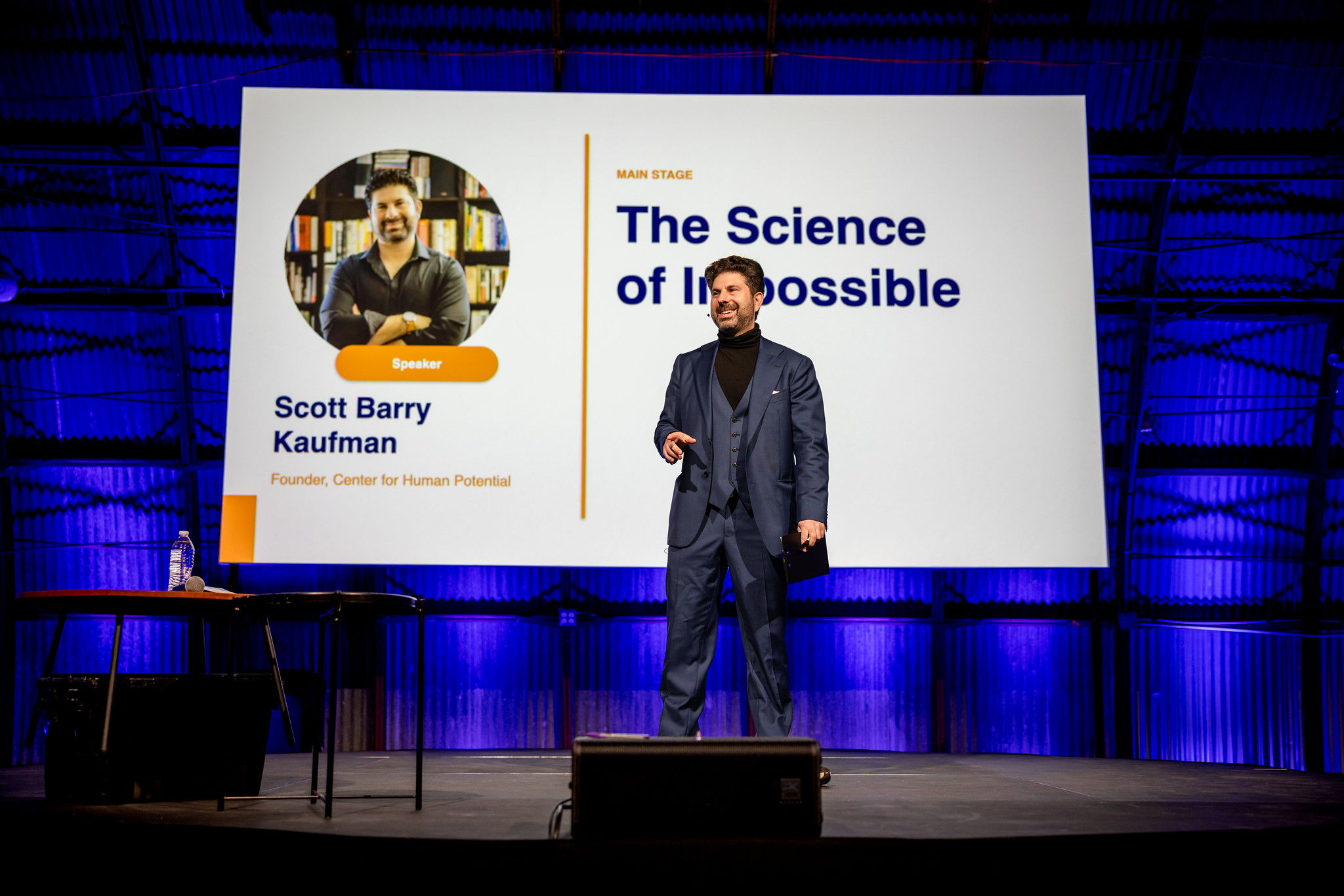 Scott Barry Kaufman presenting at NeuroDiversion