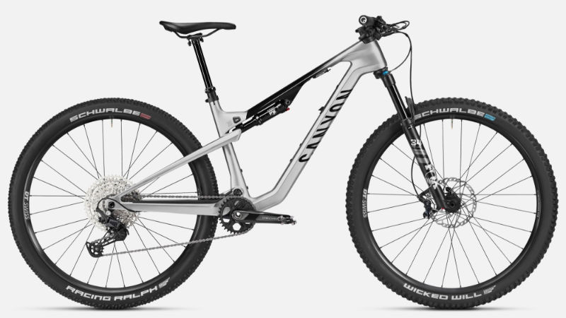 2025 Canyon Lux Trail CF