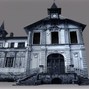 NicoHyer - haunted house
