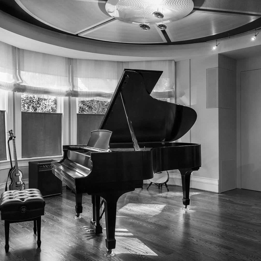 The Artist Creator Retainer