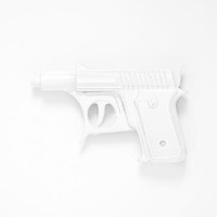 WHITE GUN