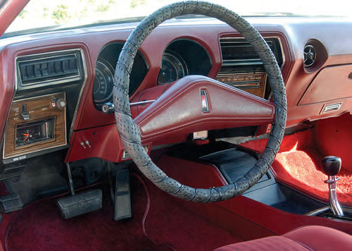 With the exception of its oddly placed clock to the lower left of the steering wheel, the dashboard is laid out well.