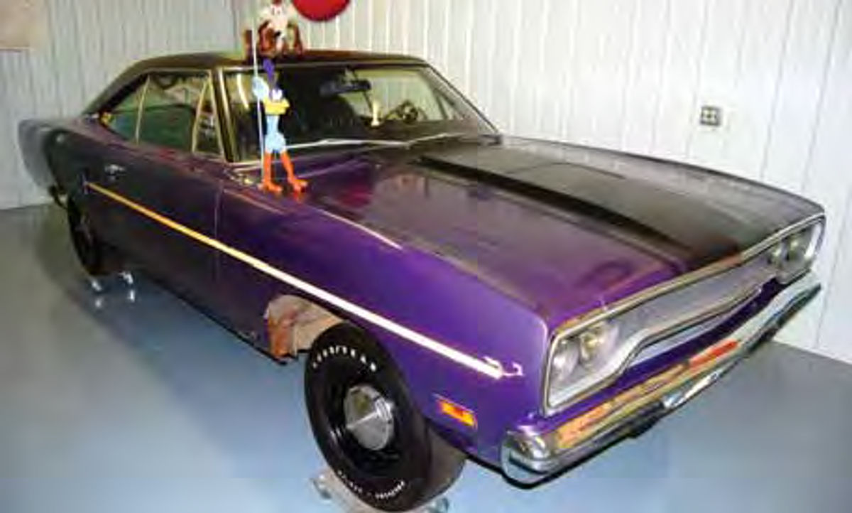 1969 roadrunner purple