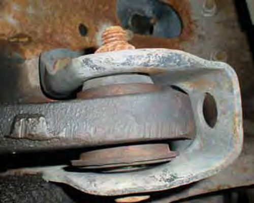 Photo 7. You’re looking straight up at the I-Beam bushing, and it’s in good shape.