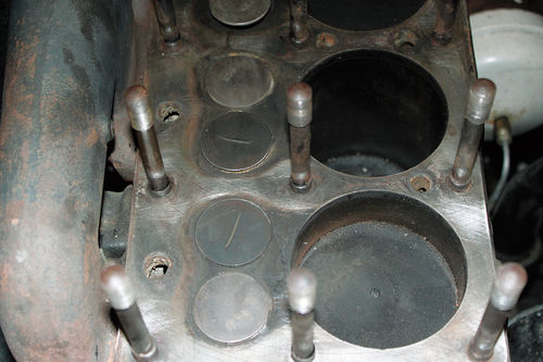 Photo 17. Block Preparation, Head Gasket: When replacing the head gasket, clean studs, threads and nuts. Clean the block surface to just inside the head gasket edge.