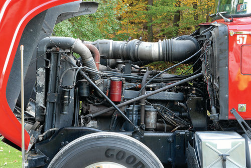 RD and DM before going on to the Super-Liner conventional, which Mack introduced in October of 1977.