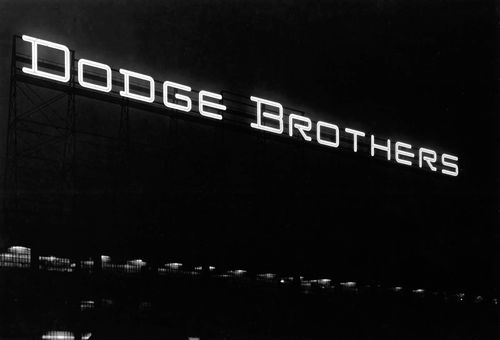 This electric sign for the Dodge Brothers plant was erected in 1915. The huge factory predates the first Dodge car by four years, having been built in 1910 to supply parts and chassis to Ford.