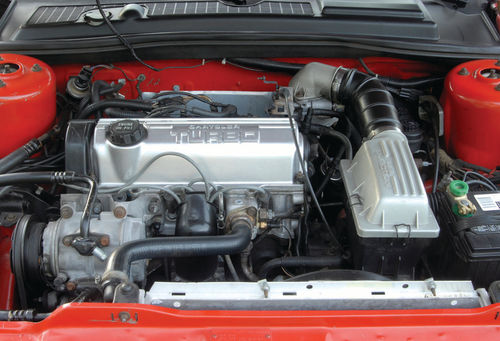 Transverse engine in an Daytona Dodge