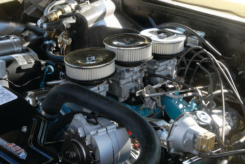 The Tri-Power setup is something that doesn’t require a Pontiac fan in order for it to be appreciated. “Tri-Power” is as associated with Pontiac as is “Hemi” with Mopar.