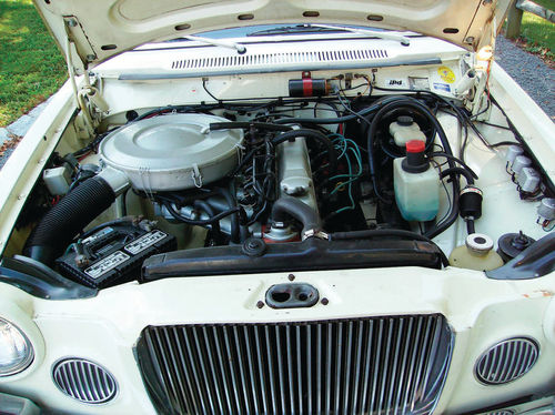 The inline 6, a big engine for Volvo, gave the 164 some true moving spirit.