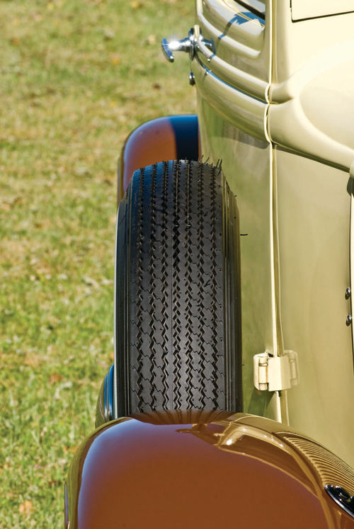 1934 Ford Pickup Side mount spare tire