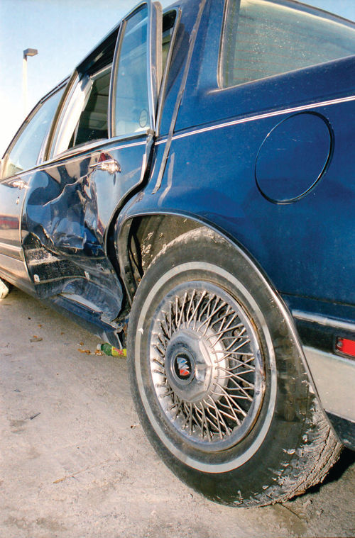 86 Buick Park Avenue, hit in side