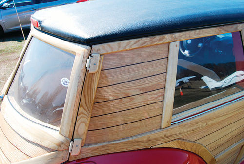 Volkswagen Timber Bug top closeup