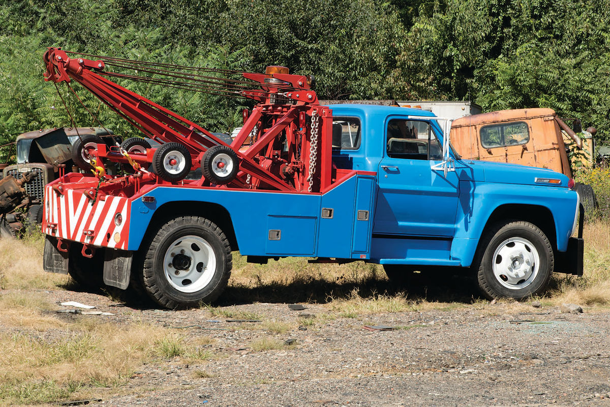 When seen from the right angle, the wrecker unit’s length is obvious.