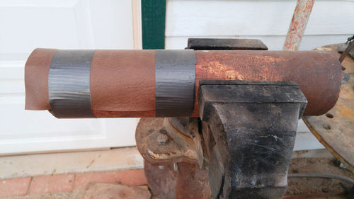 A length of pipe covered with Naugahyde was used in shaping the console’s cover.