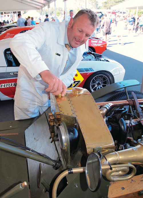 Allan Dippie tops up the oil tank for the total loss lubrication system on the 1907 Sizaire et Naudin seen on the cover.