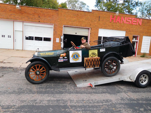 Unloading the Oakland at the old Yellowstone Garage in Waupaca, Wisconsin.