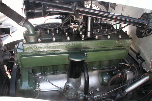 The 320-cubic-inch inline flathead eight puts out 130 horsepower for this 5000 lb. car.