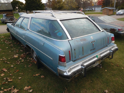 One of the better cars was this ’76 Pontiac Grand Safari wagon for $1900.