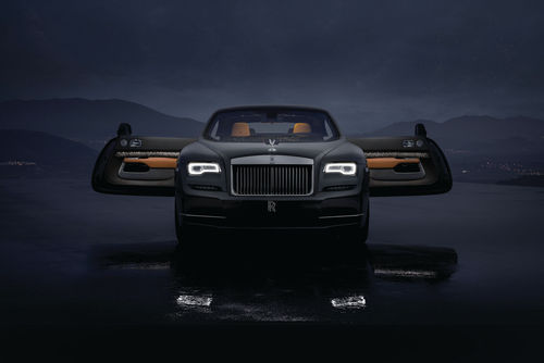 Rolls refers to this design as a “hauntingly rakish fastback.” Notice “the unique illuminated paneling in the doors.”