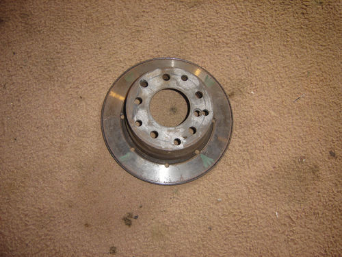 As an alternative to the special tool, an old brake rotor was drilled to fit the NSU drum.