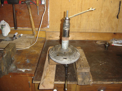 A threaded rod puller was used on the outer bearing in the first drum.