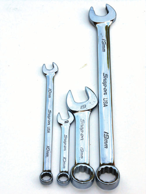 There is quite a difference compared to the standard length wrench.