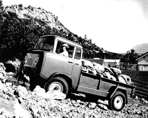 1957 Jeep FC-170 cab over engine work truck