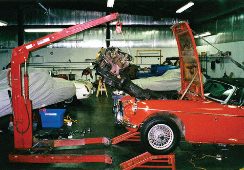 Moss Motors also sells the Tilt Lift, a $100 device that allows easy adjustment of this MGB’s engine lift angle through a full 90 degrees of movement.