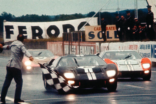 A period photo of the actual finish at the 1966 Le Mans race.