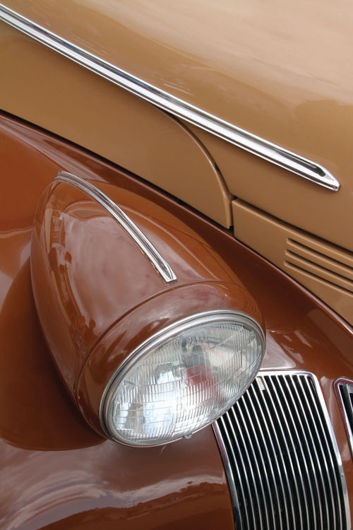 Pontiac headlights were in buckets for one final year before being integrated into the front fenders.