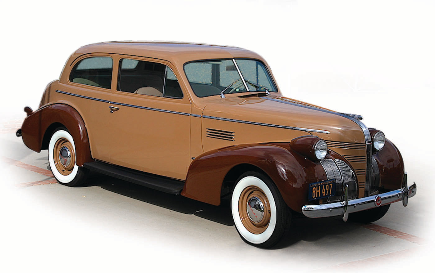 とん 1939 PONTIAC DELUXE SIX - AutoRestorer