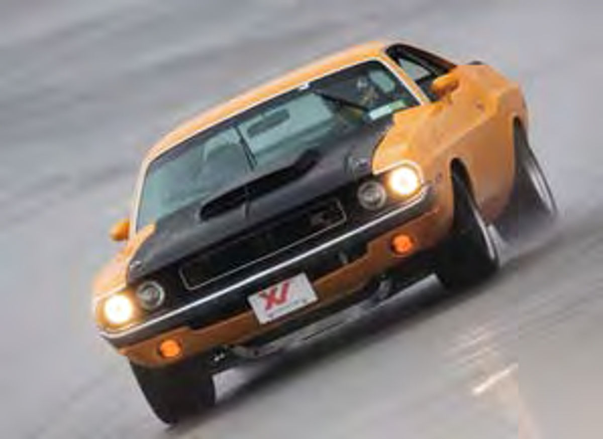 XV modified 1970 Dodge Challenger