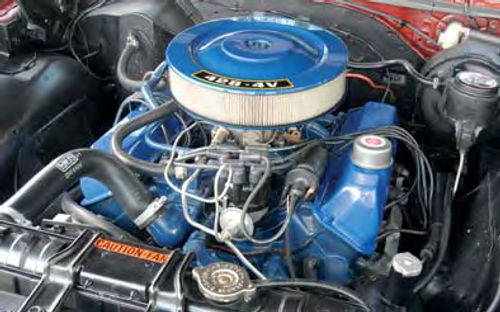 Fortunately for those who are metrically challenged, the 7-Litre cars also wear their engine displacements in cubic inches. Stating them in litres was an oddity on an American car in 1966.