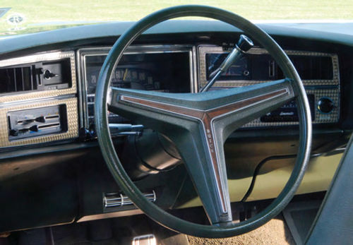 There’s nothing wrong with the dashboard with the possible exception that it might be too conventional for such an unusually styled car.