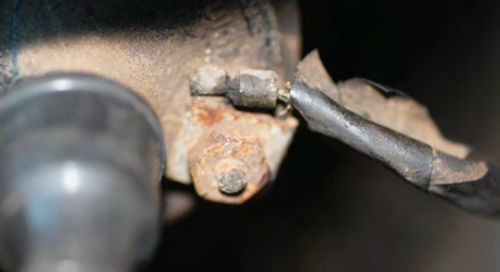 Photo 5. Coil (+) Primary Ignition Wire: Only two strands were holding this 14-gauge coil primary (+) wire to the connector. Cut off wire 1 inch and replace the connector.