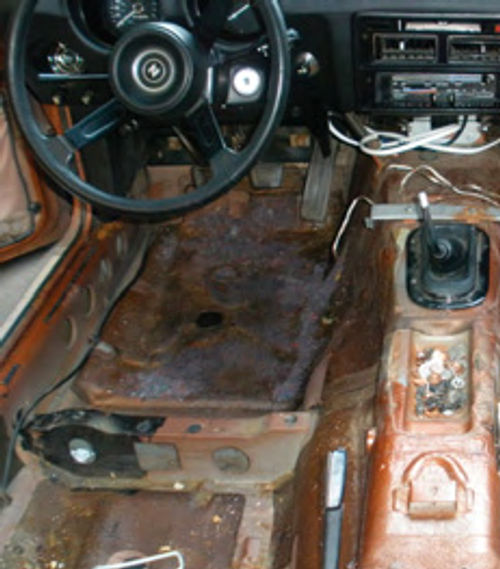 The interior with the work in progress. The good news was that no major rust was found here.