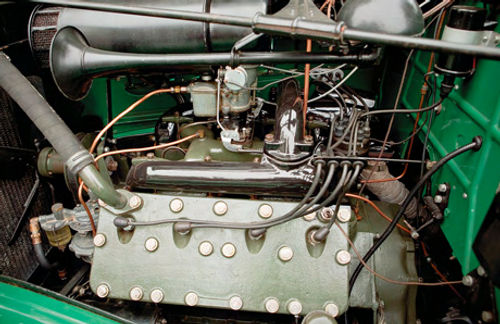 The 1936 Cadillac V-8 was manufactured with the upper crankcase and both cylinder blocks made in a single gray iron casting, which distinguishes it from previous Cadillac V-type engines. The cylinder heads also are cast iron.