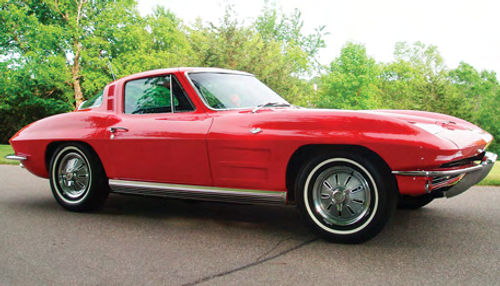 Ron Spanier’s 1964 Corvette coupe has a 300 horsepower V-8 to help push the two-speed Powerglide automatic transmission and the big A/C compressor.