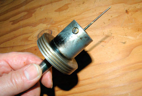 Photo 10. Examine the jet metering needle for corrosion, pitting or wear.