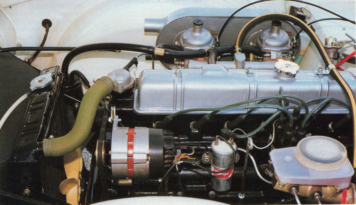 1971 Triumph TR6 engine