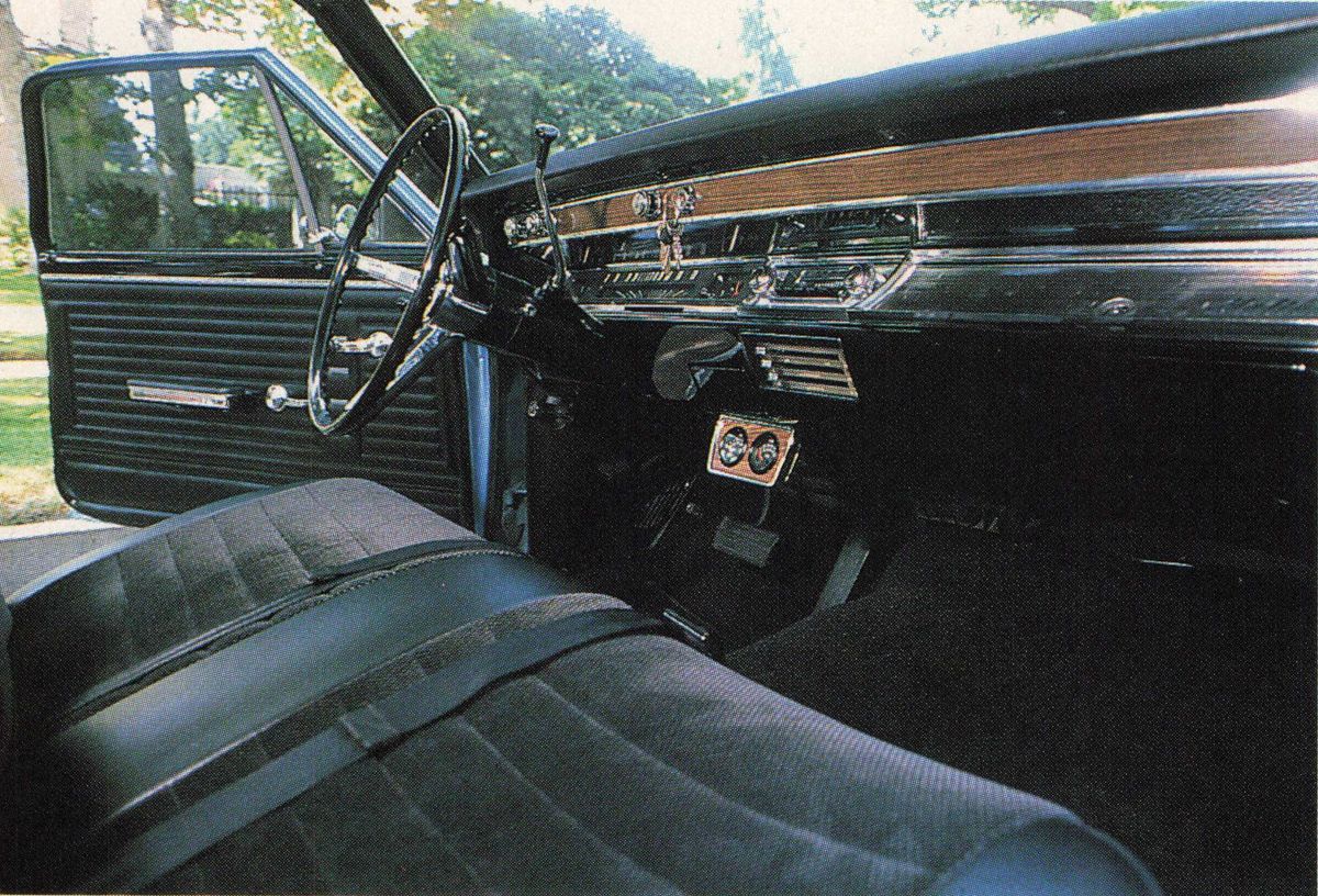 1967 Chevrolet El Camino interior