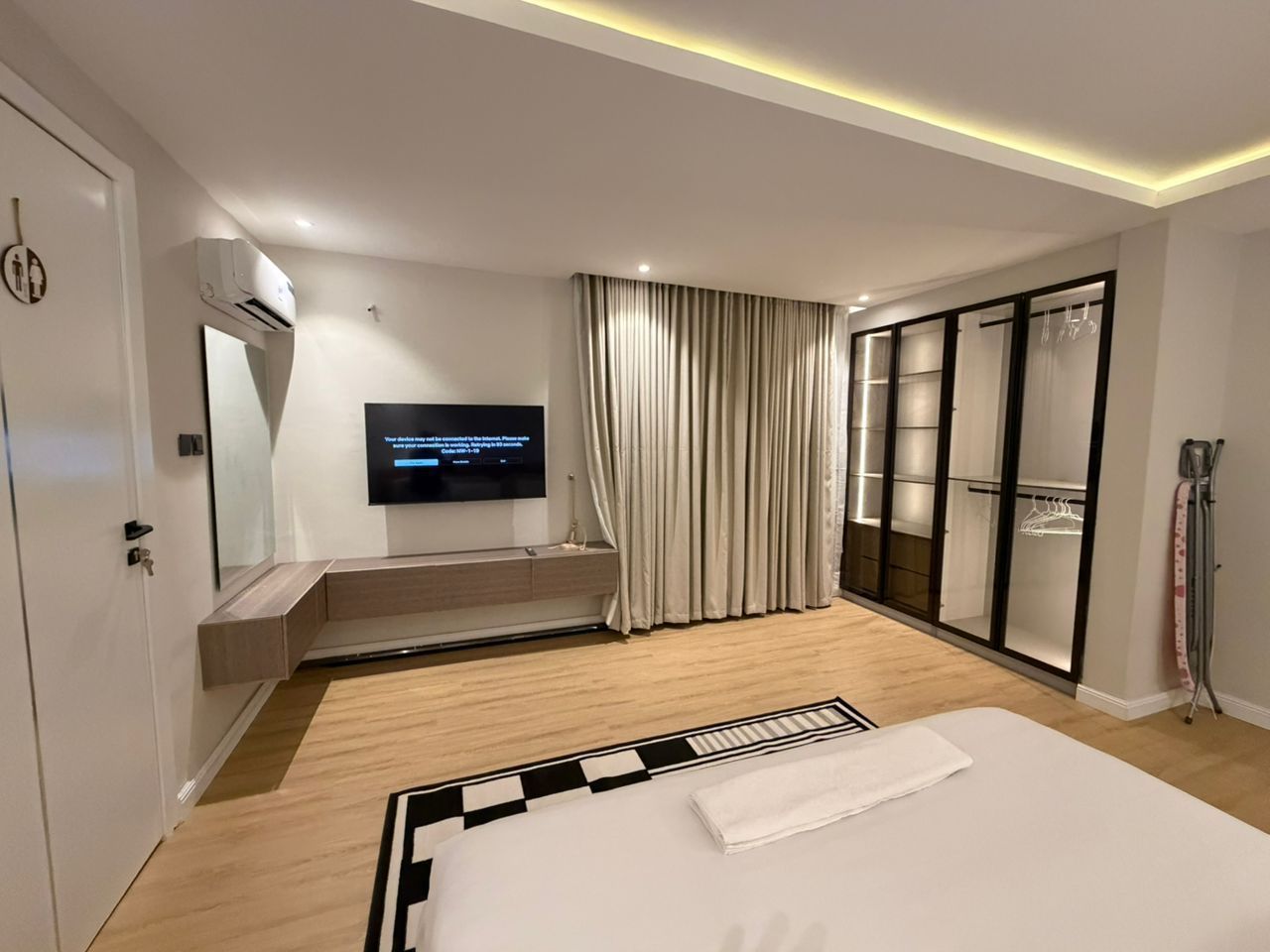 Lekki Phase 1 Luxury 1-Bed