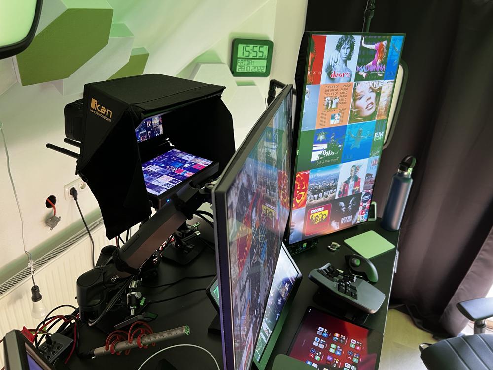 office/221028-setup_6.jpg