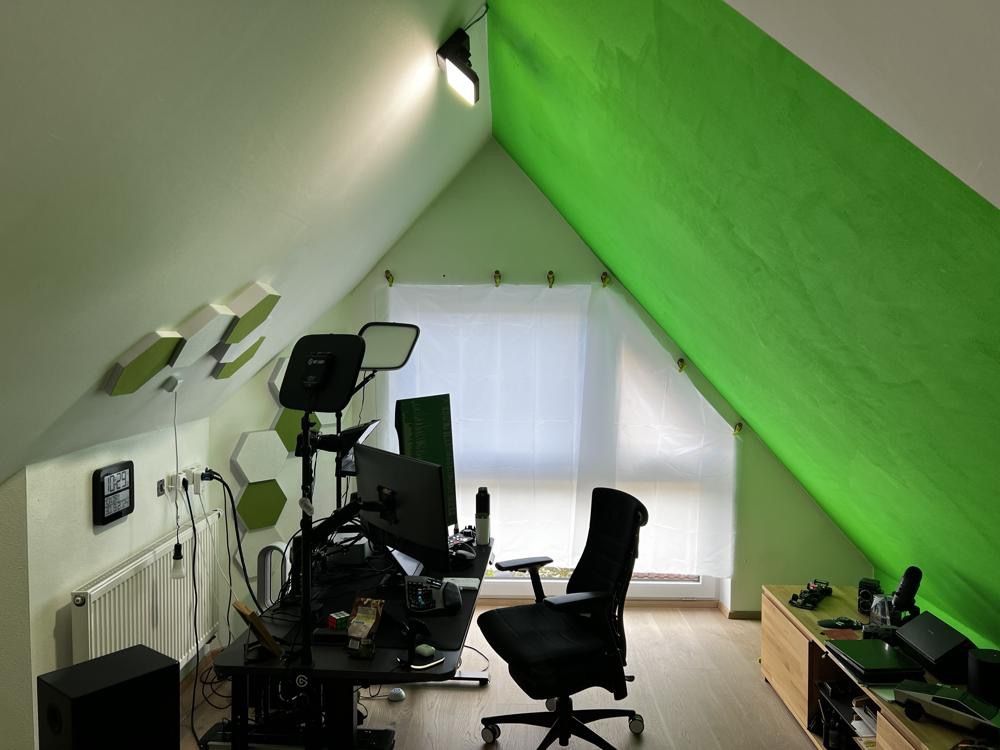 office/241005-2012-diffusion-curtain.jpg